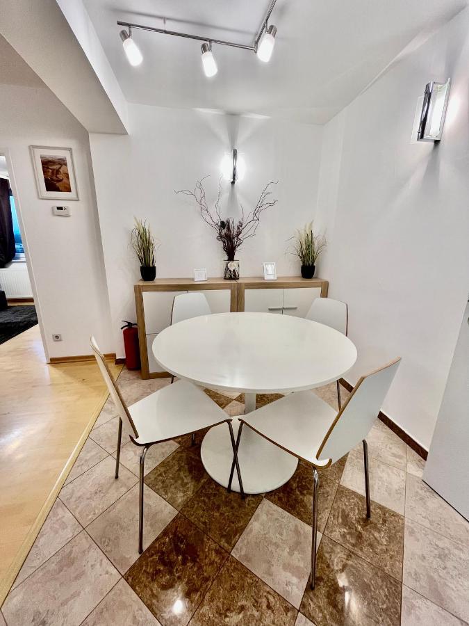 Traum Apartment Mit Pool+Balkon Vienne Extérieur photo