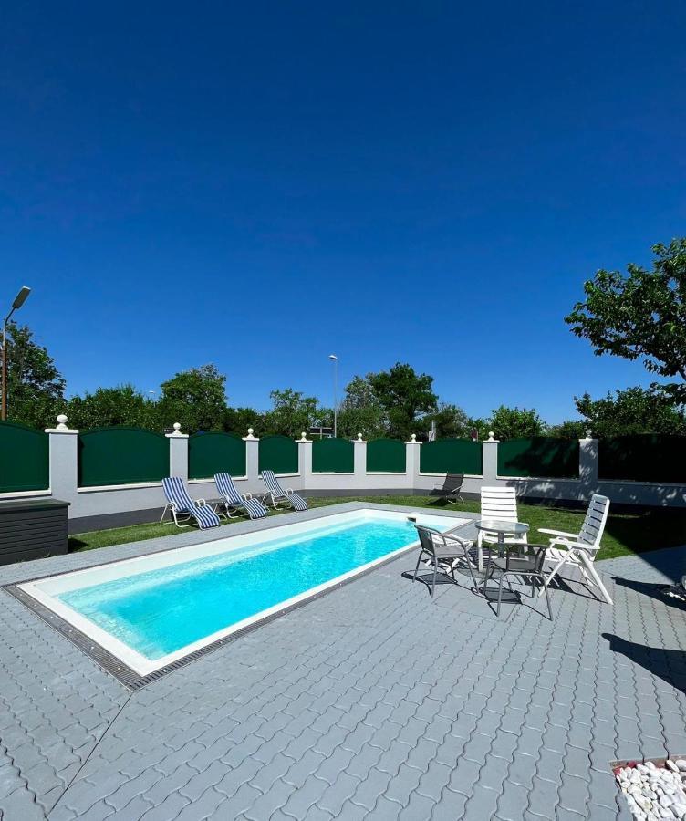 Traum Apartment Mit Pool+Balkon Vienne Extérieur photo
